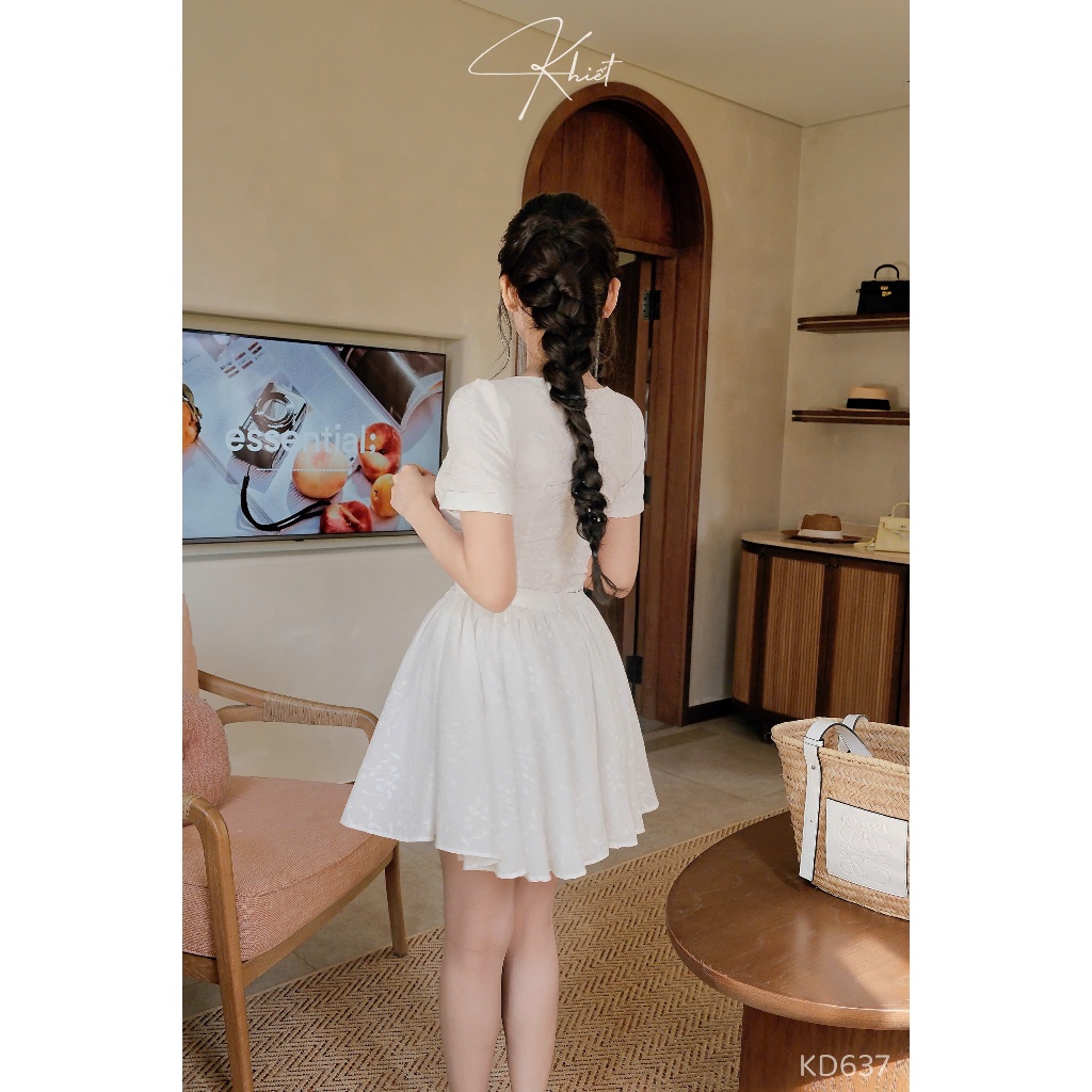 Đầm trắng xòe cut out Khiết cổ điển tiểu thư sang chảnh nữ tính thanh lịch cuốn hút KD637