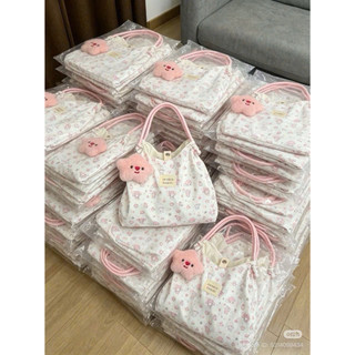 Túi Tote Vải Pastel Hot Trend 2026 Tặng Kèm Charm Gấu Bông – Túi Đi Học Đựng Laptop iPad Sách Vở Mỹ Phẩm Du Lịch Đa Năng