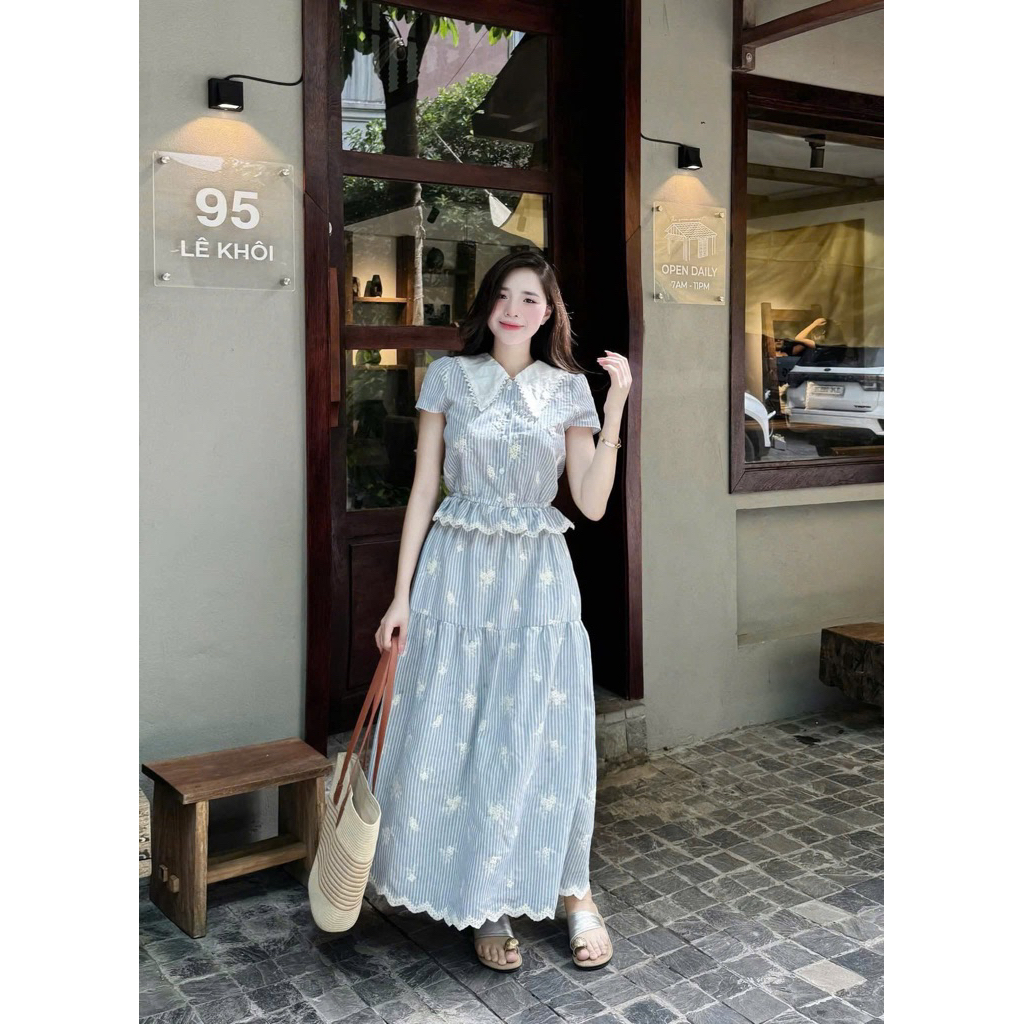 Set bộ sơ mi sọc cổ V phối chân váy dài