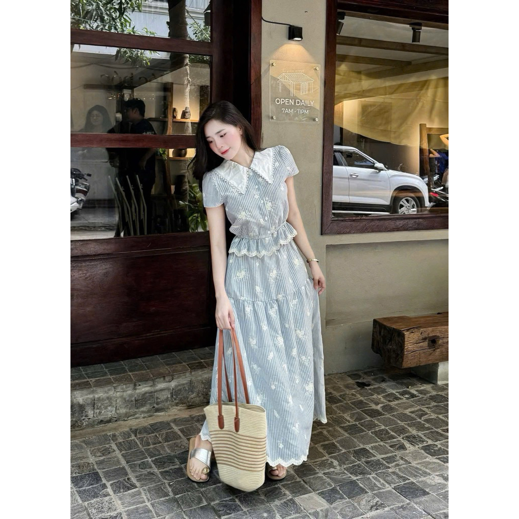 Set bộ sơ mi sọc cổ V phối chân váy dài
