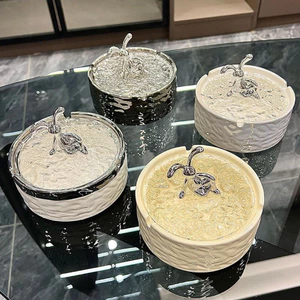 Gạt Tàn Thỏ Xám Bằng Gốm Sứ
