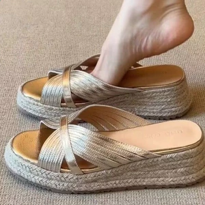 Giày sandal tăng chiều cao cho nữ bên ngoài giày sandal cao gót đế dày nêm nửa gót