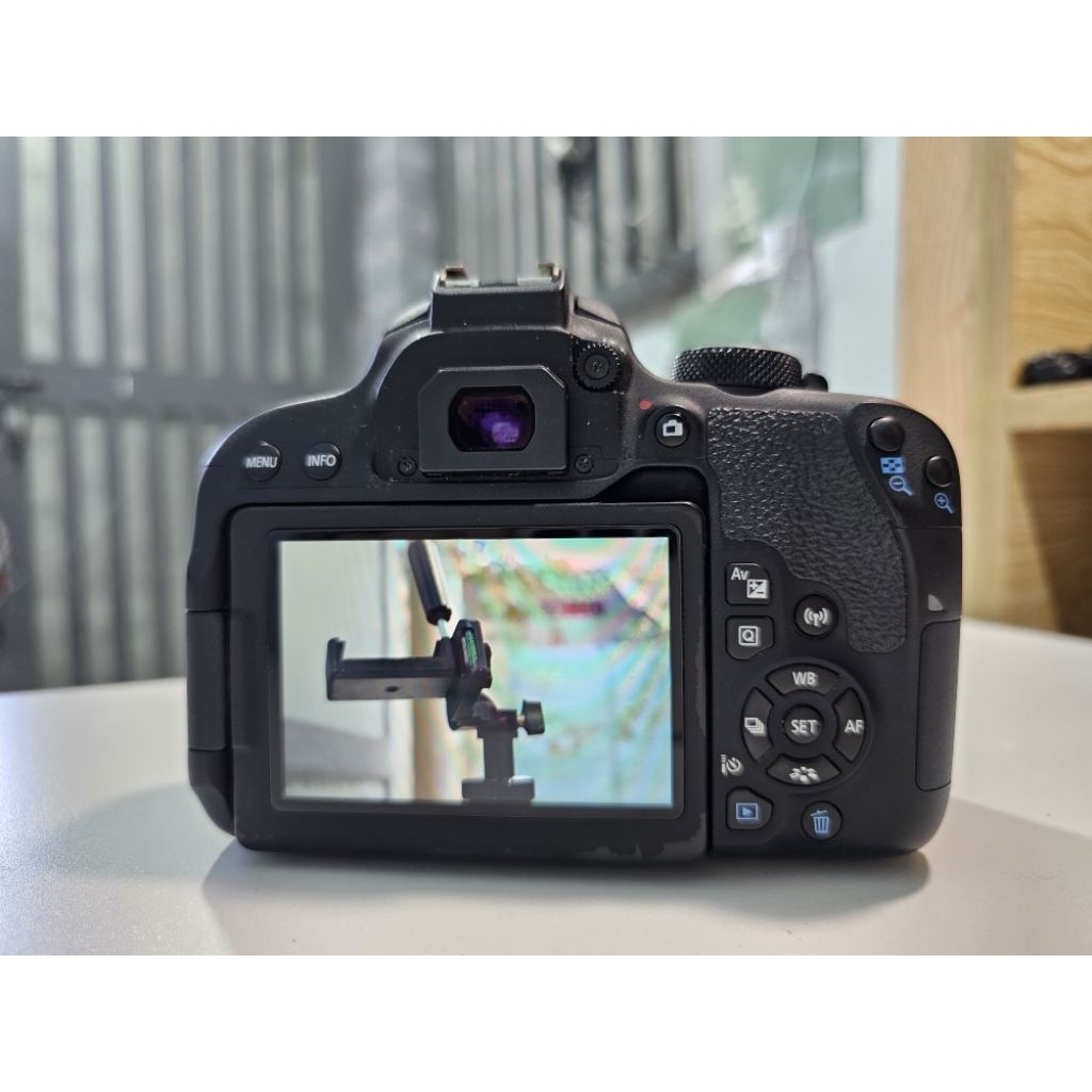 Máy ảnh Canon 800D + Lens 18 55 STM đời 2