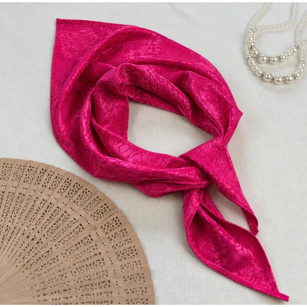 Khăn Mỏ Quạ Bé Gái Mặc Áo Bà Ba Áo Dài Chất Lụa Gấm, Phụ Kiện Đội Đầu Quàng Cổ Phối  Áo Dài Tết KHAN01 - BEEKIDS