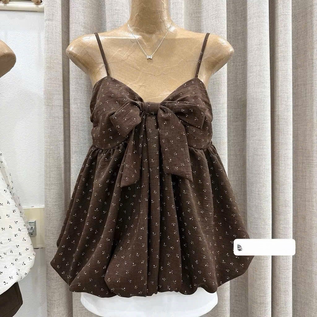 Áo hai dây babydoll dáng quả bí phồng thắt nơ ngực lớn hoa nhí áo kiểu nữ bánh bèo đi biển HCOM27340