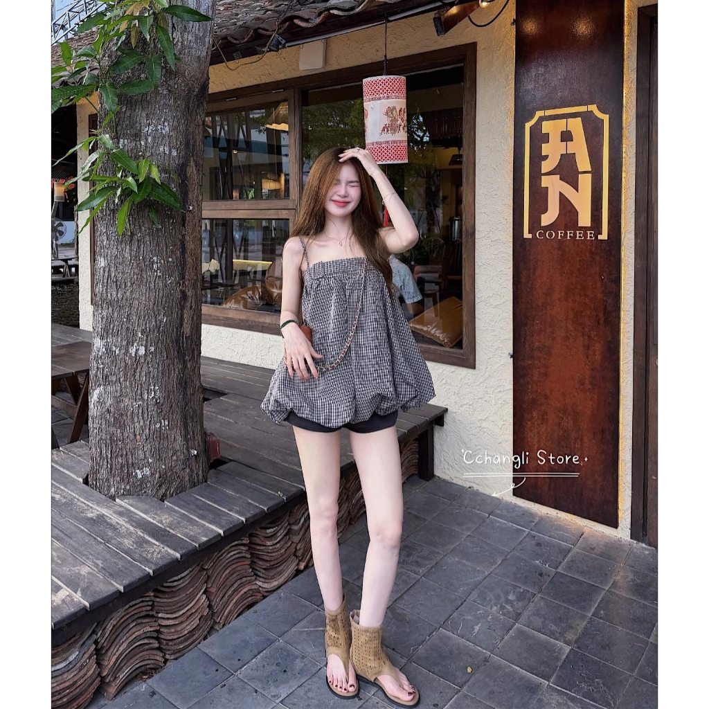 Áo hai dây babydoll dáng quả bí phồng kẻ caro vintage áo kiểu nữ bánh bèo đi biển du lịch HCOM27343