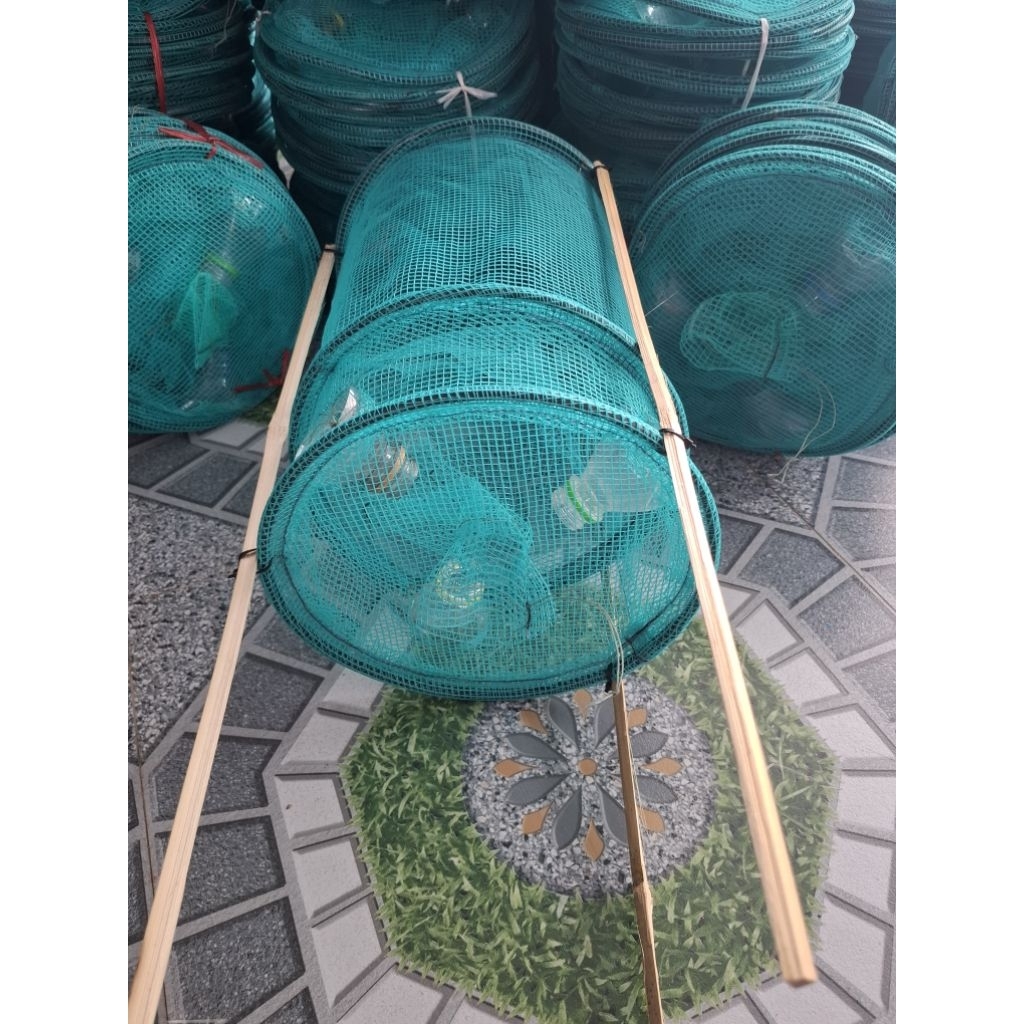 combo 5 lợp đặt tép vành nhựa đen ngang 24cm và dài 60cm.sản phẩm không kèm cây chống.