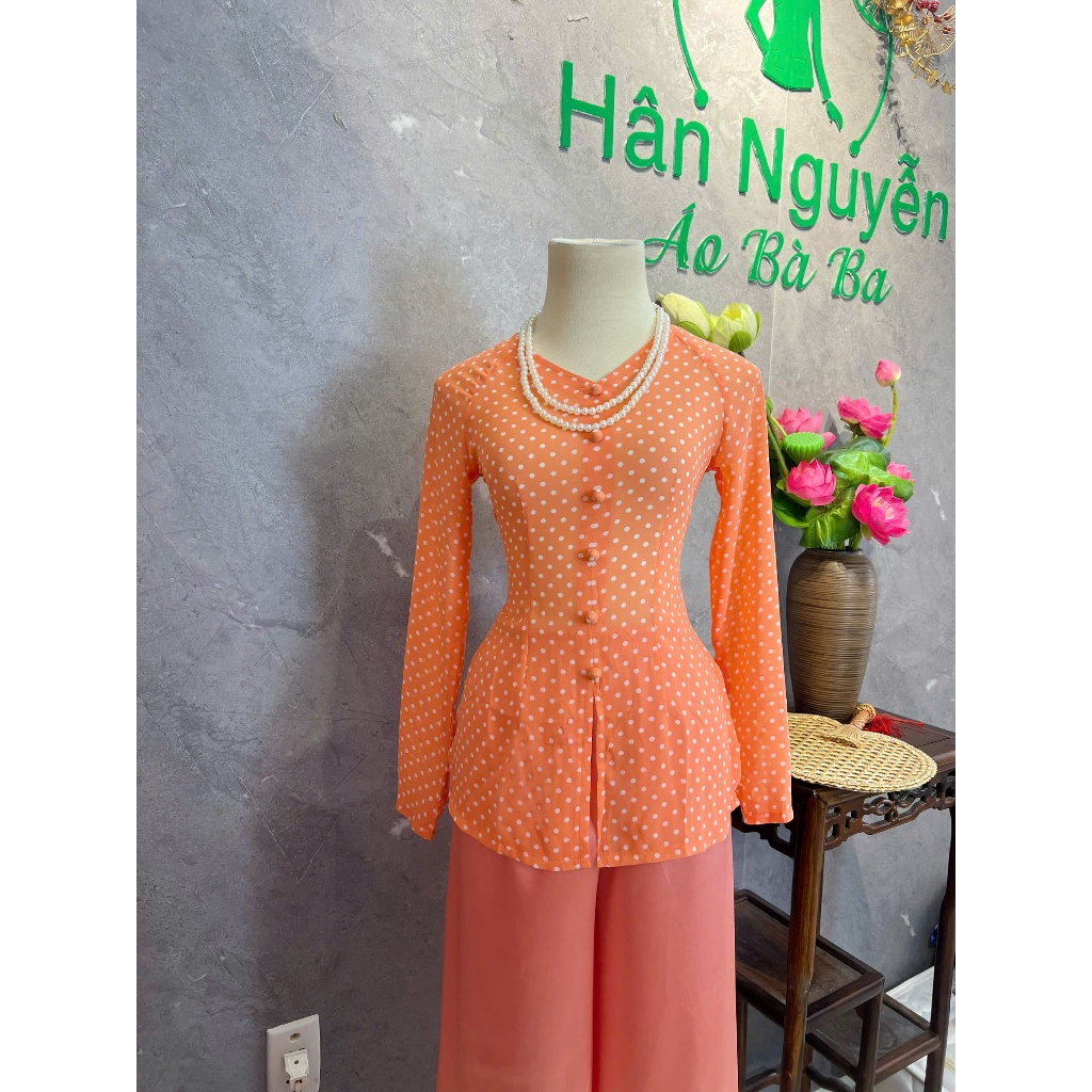 Hân Nguyễn Áo Bà Ba - B.A190 - Áo Bà Ba Voan Chiffon Nàng Thơ Chấm Bi Cổ Tim Dây Kéo QUẦN NGỌC TRAI