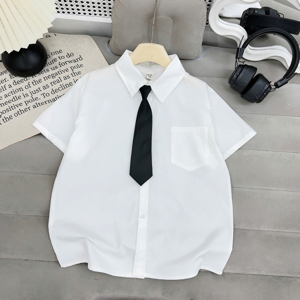 Áo sơ mi cộc tay cho bé trai từ 17-60kg chất đũi Hàn mềm mát, đứng form, không nhăn nhàu.