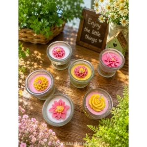nến thơm tạo hình nến cúng Dùng trang trí hay decos bàn phật đều thích hợp, tạo hình bắt mắt và nhỏ gọn