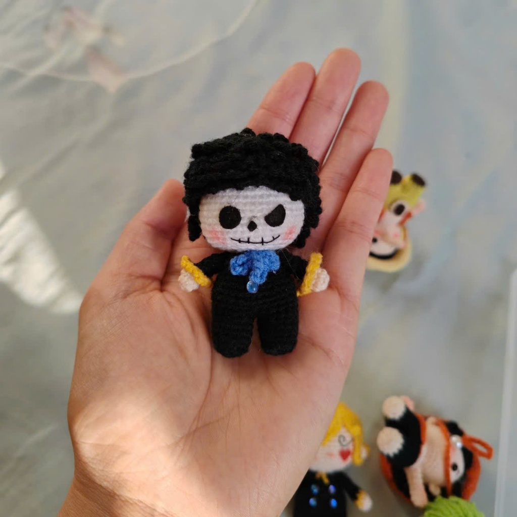 Handmade] Móc Khóa Len Nhân Vật Ace One Piece - Đồ Chơi Len Thủ Công Cao  Cấp - Phụ Kiện Túi Xách/Balo Anime | Shopee Việt Nam