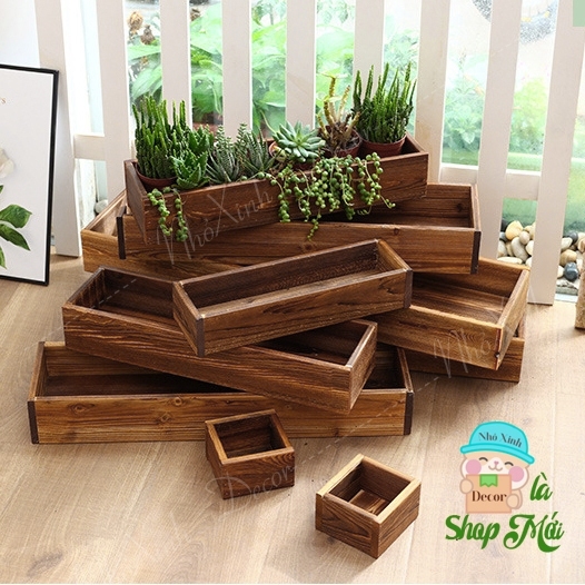 Chậu gỗ màu nâu óc chó trồng cây trang trí ban công, sân thượng. Chậu trồng sen đá, xương rồng cây mini