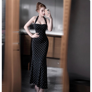 Đầm body cổ yếm thiết kế fom đuôi cá sẵn mút thun ladong mịn
