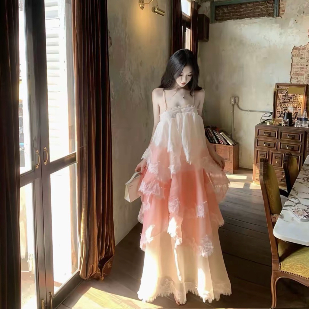 Đầm 2 dây maxi xoè tầng loang hồng phối viền ren