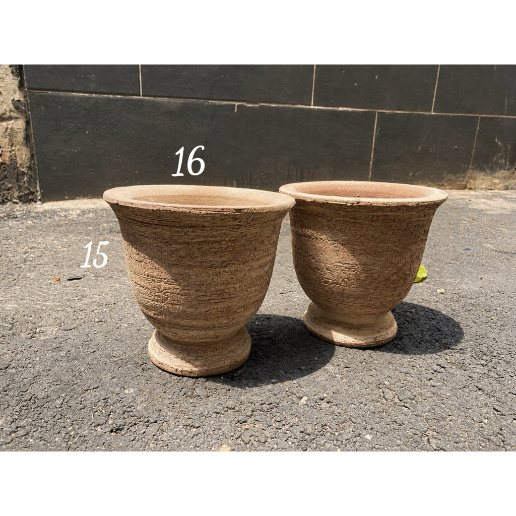 Chậu Ly Cào Xướt-Chậu Đất Nung-Decor-VUONCOCHAU