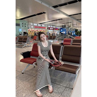 •𝙆𝙞𝙣𝙜𝙨𝙝𝙤𝙥𝙗𝙚𝙖𝙪𝙩𝙮•Set Kẻ Cổ Tròn Mix Váy Suông QC