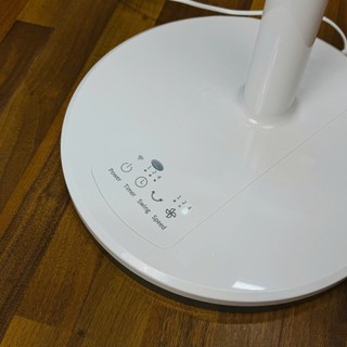 Quạt đứng Lumias màu trắng F08/F08 Pro - 28W, 7 cấp độ gió, kết nối wifi, có remote - Bảo Hành 12 tháng