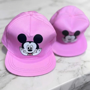 Mũ Lưỡi Trai Trẻ Em Hình Mickey Màu Hồng Dễ Thương - Nón Kết Cho Bé Từ 12M-18M