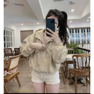 Áo khoác gió 2 lớp From vừa CÓ MŨ có dây rút chắn gió cản nắng, kháng nước nhẹ. Juno - Shop