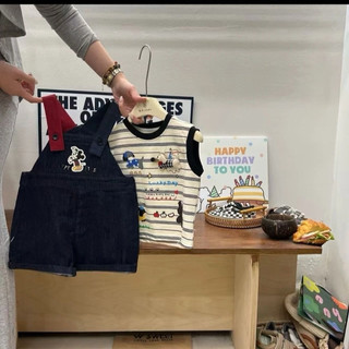 Set yếm jeans đùi phối áo kẻ in cún con dễ thương cho bé