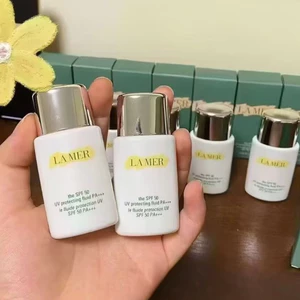 La Mer 20ml The UV Protecting Fluid - Chống Nắng Trẻ Hoá Da, Làm Đều Màu Da,Giảm Thâm Nám & Sần Bông