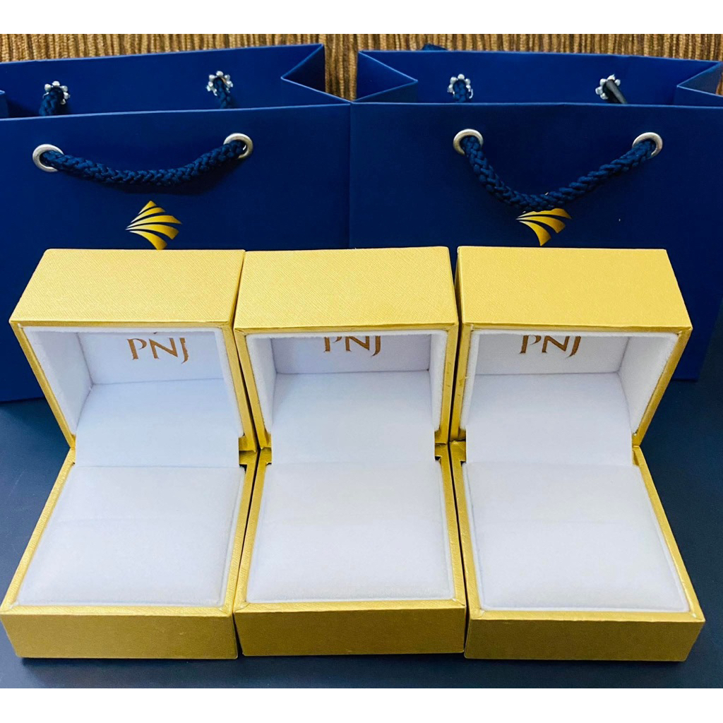 Túi giấy đựng hộp PNJ (không có hộp)
