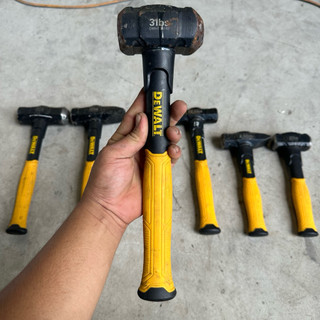 BÚA TẠ / BÚA KỸ THUẬT DEWALT CÁN SỢI THỦY TINH – SIÊU BỀN, CHỐNG RUNG TÊ TAY - NHIỀU PHÂN LOẠI