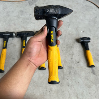 BÚA TẠ / BÚA KỸ THUẬT DEWALT CÁN SỢI THỦY TINH – SIÊU BỀN, CHỐNG RUNG TÊ TAY - NHIỀU PHÂN LOẠI