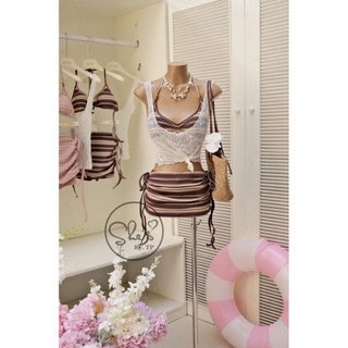 Set Bikini 3 Món: Bra Kẻ + Quần Váy Nhún + Áo Ren Chuẩn She’s