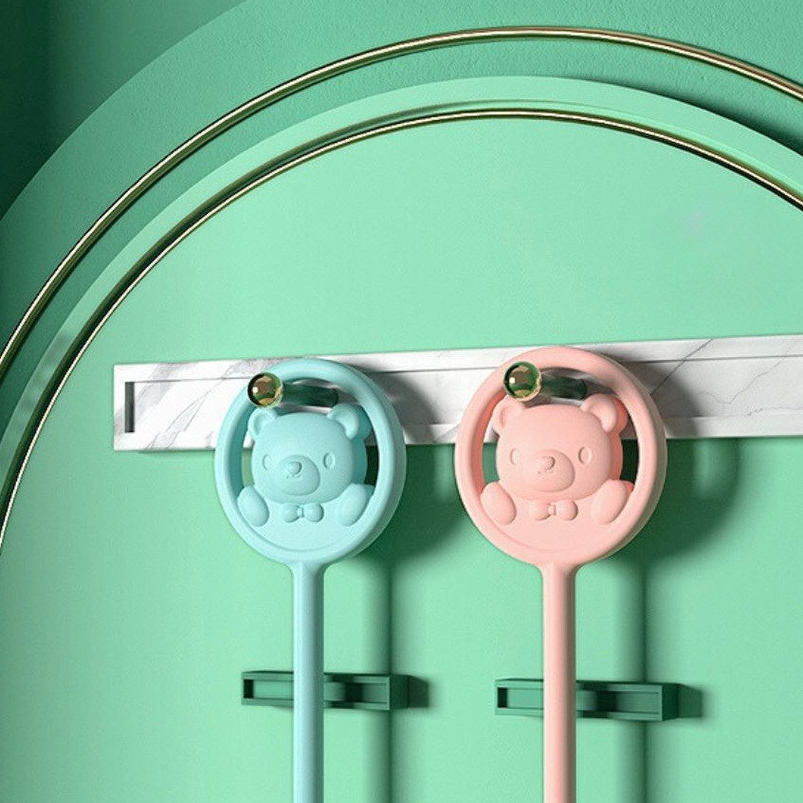 Que Khuấy Sữa Silicon Hình Gấu Cho Bé Mềm Mại An Toàn Chịu Nhiệt Tốt Doudou A09