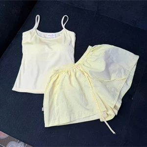 Sét quần hoa + sáo hai dây xinh xắn