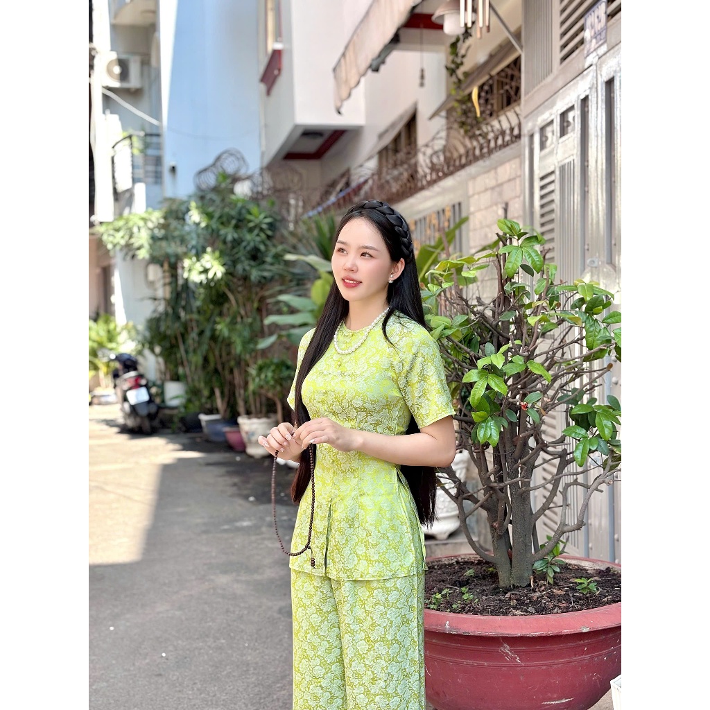 B.a193- (FROM DÁNG DÀI) ÁO BÀ BA GẤM HOA NHÀI ÁNH NGỌC DỆT XINH TAY NGẮN NÚT NGỌC TRAI DÂY KÉO