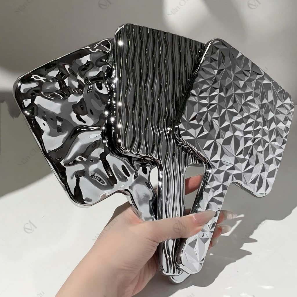 Gương Trang Điểm Cầm Tay Vuông Họa Tiết Chrome Sang Chảnh 13cm x 23cm