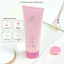 Sữa dưỡng thể Cosway Romantic, cung cấp độ ẩm, giữ ẩm, nuôi dưỡng, mịn màng, thơm và tạo ra bầu không khí dễ chịu cho cơ