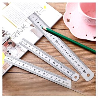 Thước kẻ sắt 30cm, dao trổ, nhíp...