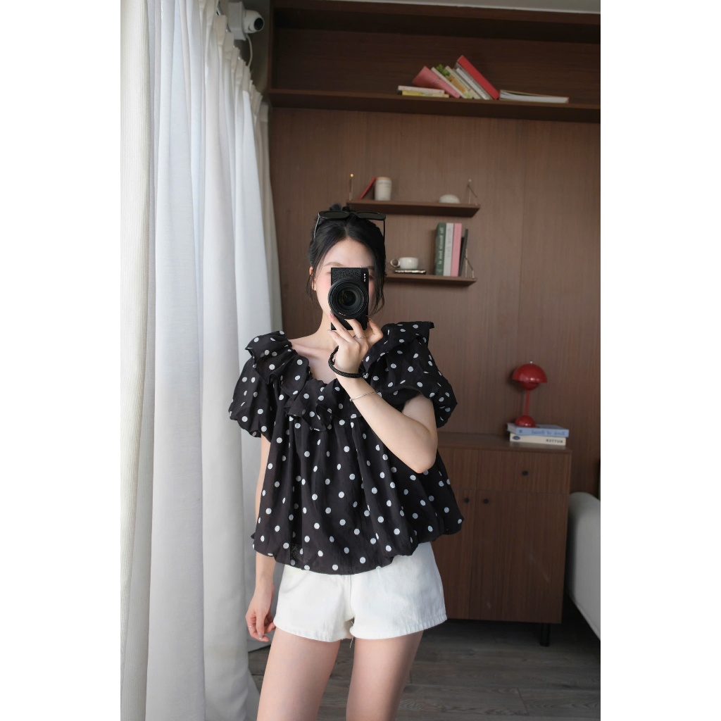 Jane Top (TSW) Áo trễ vai chấm bi bèo ngực dáng phồng Nữ the.sweaterweather