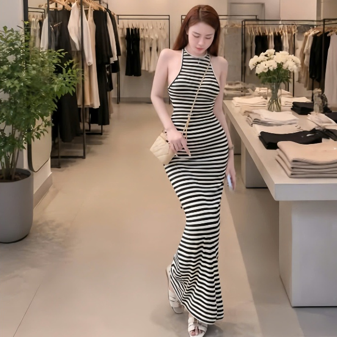 Đầm body dáng dài cổ yếm kẻ sọc, chất thun zip lụa QC thời trang