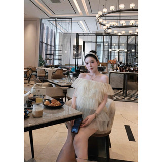 •𝙆𝙞𝙣𝙜𝙨𝙝𝙤𝙥𝙗𝙚𝙖𝙪𝙩𝙮•Váy Ren Tầng Loang Chân Xanh L1