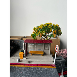 Trạm Bus trang trí diorama 1/64 - phụ kiện trang trí diorama 1/64 - phụ kiện trưng bày xe mô hình 1/64 - hotwheel