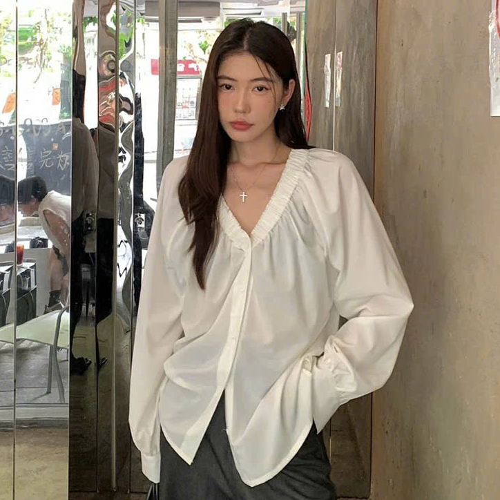 Áo Sơ Mi Nữ Kiểu Tay Dài Dáng Suông Basic Cổ V Dập Li Chun Mặc Đi Học Đi Làm Kimee - KA897