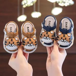 Xăng Đan Tập Đi Cho Bé Hình Hổ Con Đáng Yêu Đế Gôm Dẻo Bẻ Gập Chống Trơn Trượt