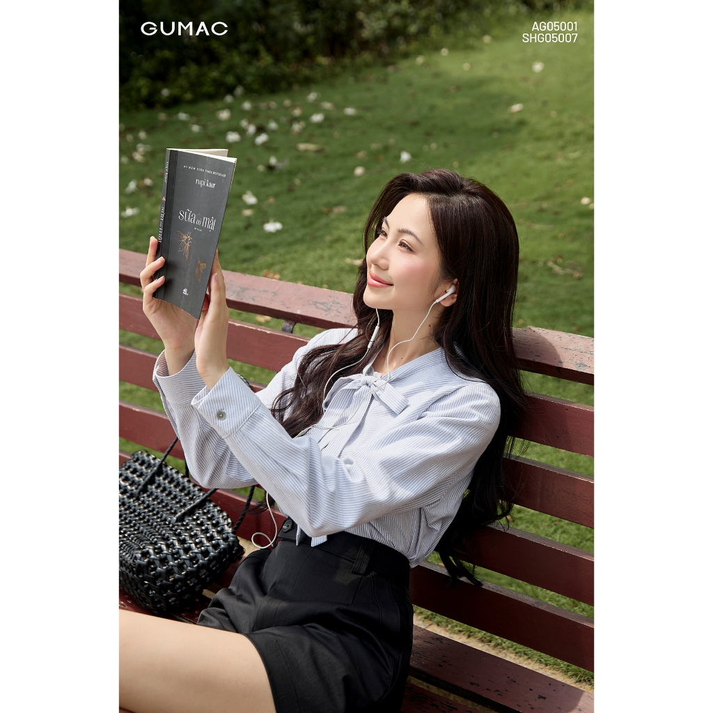 Áo Sơ Mi Nữ GUMAC Form Suông Phối Sọc Chéo Tay Dài Phối Bản Tay Tinh Tế AG05001