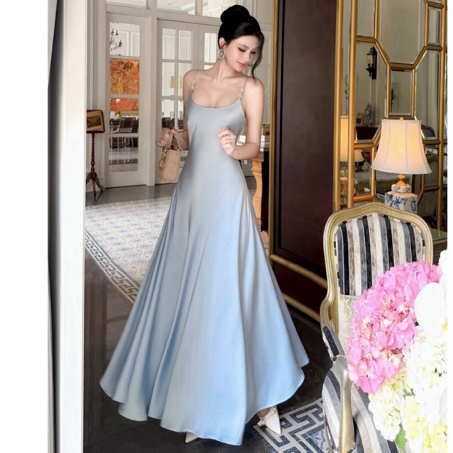 Đầm lụa dài dây cột