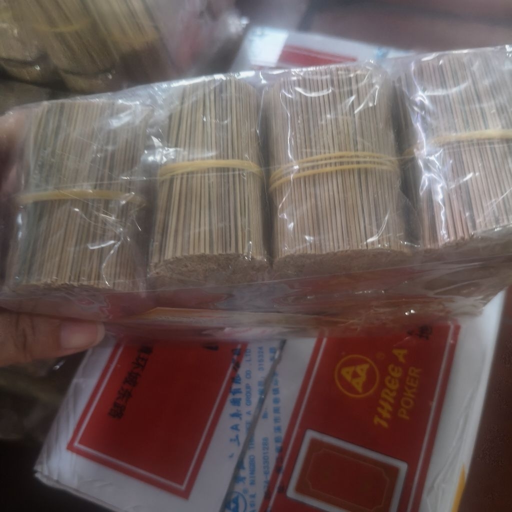 1kg tăm=12 bó dành cho nhà hàng, quán ăn