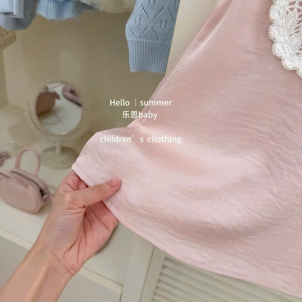 VÁY SUÔNG CHẤT ĐŨI TƠ PHỐI REN CỔ NƠ ĐÍNH NGỌC TRAI CHO BÉ GÁI . ĐỦ sz cho bé từ 8-30kg