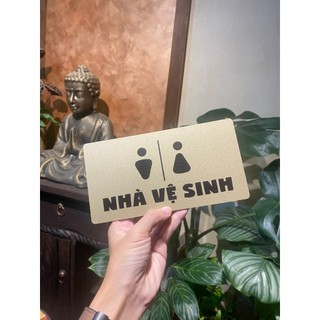 BẢNG WC / TOILET - BẢNG NHÀ VỆ SINH ALU NHŨ VÀNG [V07]