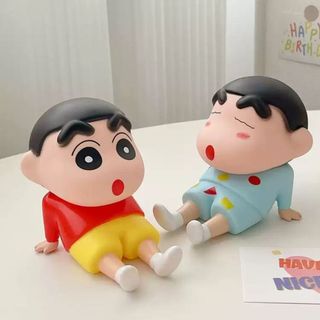 Giá Đỡ Điện Thoại Shin Cậu Bé Bút Chì Dễ Thương Decor Bàn Học Kèm Mô Hình Mini Cute HT Toys
