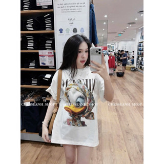 Áo Phông Trắng Vịt Quàng Khăn