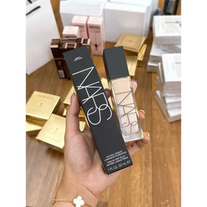 Kem Nền NARS L2 tone sáng trắng fullboxbill