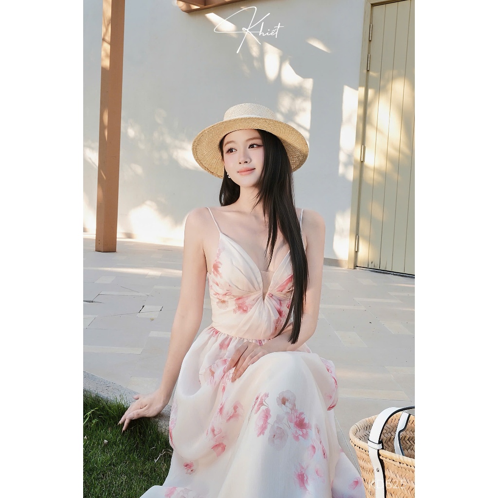 Đầm maxi Khiết hoa biếc hồng pastel cổ V xoắn ngực bay bổng nữ tính sang chảnh KD625